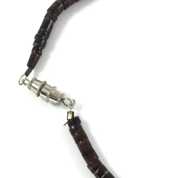 Kewa / Santo Domingo-Style Shell Heishi Necklace, Inlay Tab Pendant, 16″ - Picture 5 of 11